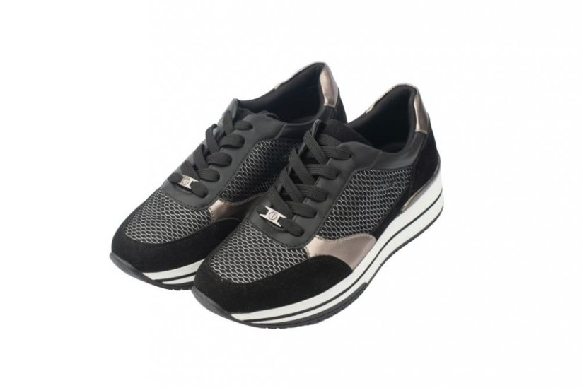 Černé prodyšné sneakersy tenisky