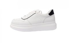 Sportovně elegantní bílo-černé sneakersy