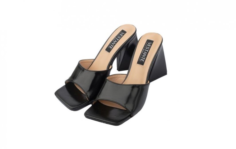 Černé elegantní pantoflíčky